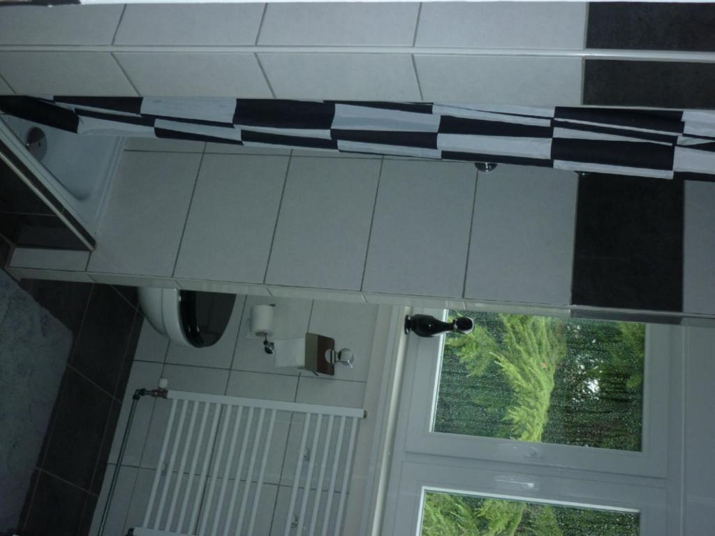 Tonnie'S Bed And Breakfast Kerkrade Room photo