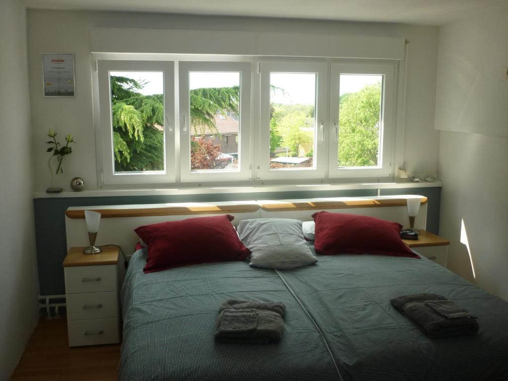Tonnie'S Bed And Breakfast Kerkrade Exterior photo